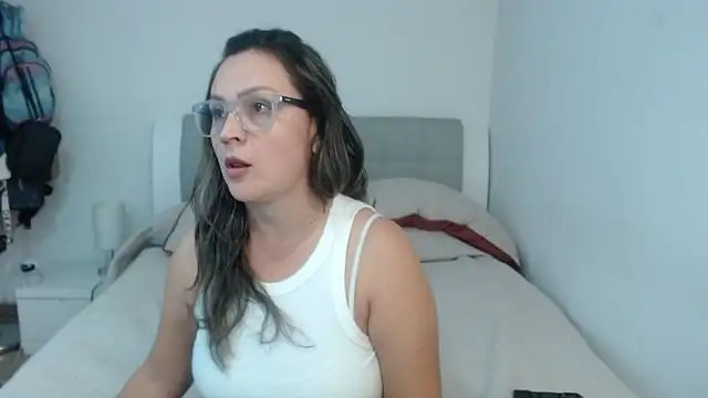 sophie lopez1 online show from July 23, 2026, 11:33 pm