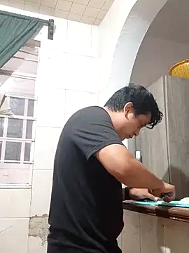 Snapshot of juan_penetreitor chatting on October 3, 2025, 11:50 pm juan penetreitor online show from October 3, 2025, 11:50 pm