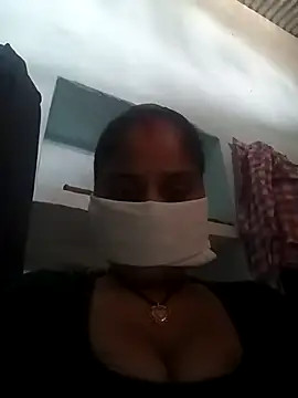 Sheema tyagi online show from October 24, 2025, 7:07 am