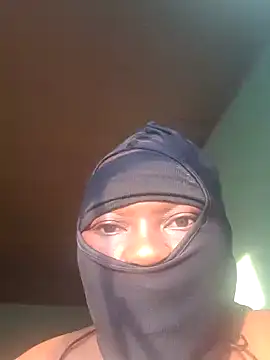 Snapshot of Mnach chatting on January 8, 2026, 3:56 am Mnach online show from January 8, 2026, 3:56 am