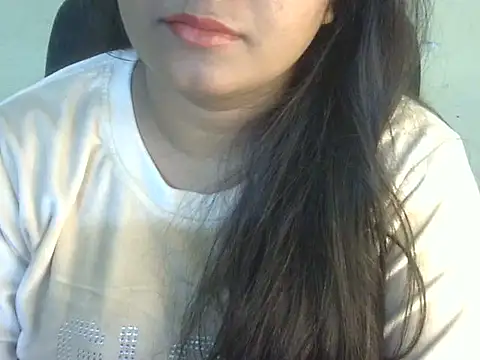 Aanya Hazel online show from December 20, 2025, 9:50 pm