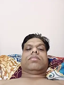 Snapshot of Couplerichamoz chatting on July 12, 2026, 3:57 pm Couplerichamoz online show from July 12, 2026, 3:57 pm