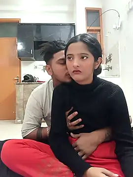 romantic couple1 online show from December 4, 2025, 12:20 am