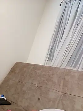 Marian Zeller online show from September 15, 2025, 11:43 am