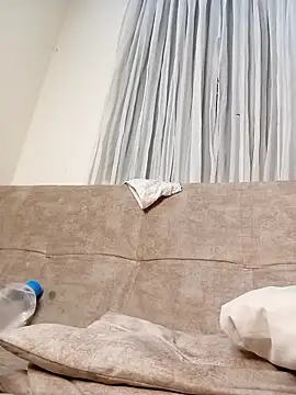 Marian Zeller online show from October 14, 2025, 9:10 am