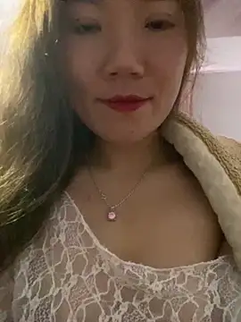 Snapshot of Pyy07 chatting on November 26, 2025, 1:11 pm Pyy07 online show from November 26, 2025, 1:11 pm