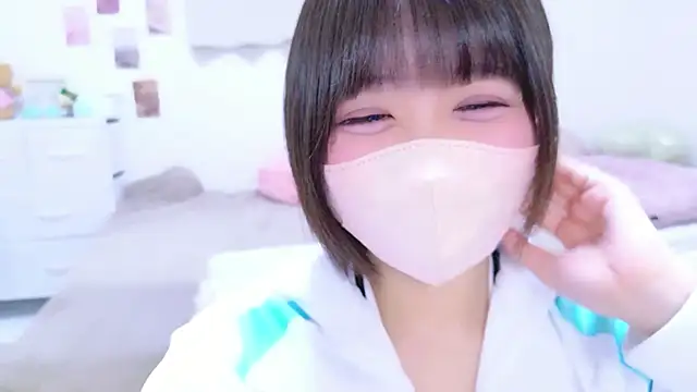 Hinata Sun online show from March 7, 2026, 1:16 pm