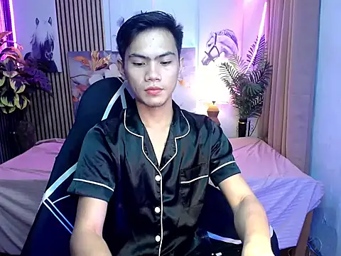 Snapshot of alex_cummer chatting on February 5, 2026, 6:48 pm alex cummer online show from February 5, 2026, 6:48 pm