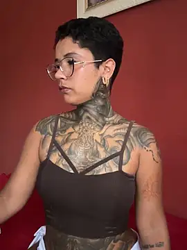 xbigpeach online show from September 22, 2025, 6:36 pm