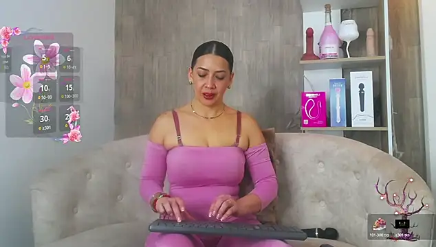 cortney tayler online show from November 15, 2025, 12:42 pm