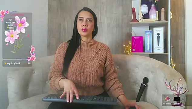 cortney tayler online show from November 18, 2025, 7:39 pm