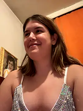 Snapshot of IssadoraaPink chatting on October 11, 2025, 4:19 pm IssadoraaPink online show from October 11, 2025, 4:19 pm