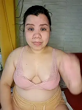 Snapshot of hotlyn45 chatting on March 9, 2026, 1:09 am hotlyn45 online show from March 9, 2026, 1:09 am