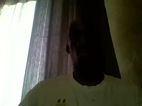 Snapshot of longdickson12345 chatting on May 16, 2026, 6:23 am longdickson12345 online show from May 16, 2026, 6:23 am