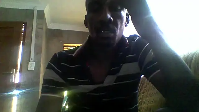 longdickson12345 online show from December 14, 2025, 9:04 am