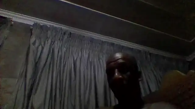 longdickson12345 online show from November 23, 2025, 8:19 pm