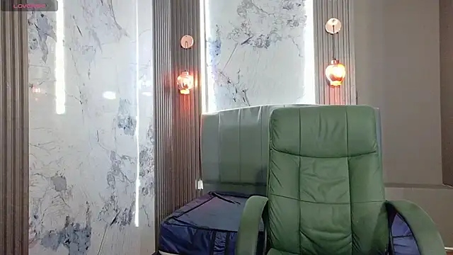 Kristall 06 online show from November 7, 2025, 2:49 am