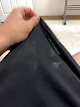 Snapshot of samksa77 chatting on October 3, 2025, 5:36 pm samksa77 online show from October 3, 2025, 5:36 pm