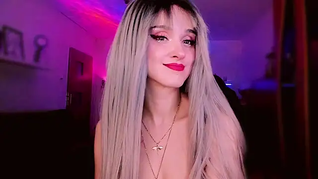 MistressJolie online show from March 11, 2026, 7:52 pm