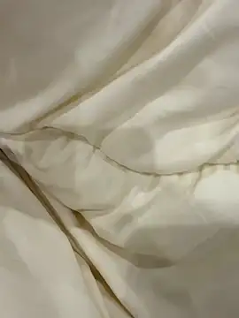 xiaoxun520 online show from November 1, 2025, 4:34 pm