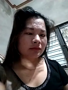 kute-00 online show from April 26, 2026, 1:41 pm