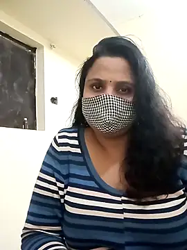 Shikha-mehra7 online show from November 3, 2025, 2:20 pm