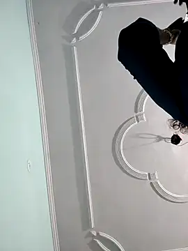 Shikha-mehra7 online show from February 8, 2026, 7:00 pm