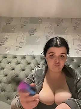 Snapshot of PrettyPaigeBabe chatting on November 14, 2025, 1:42 am PrettyPaigeBabe online show from November 14, 2025, 1:42 am