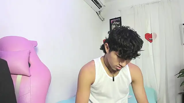 Laura and Kevin online show from February 12, 2026, 8:19 pm