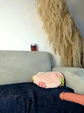 Miafisher  online show from October 31, 2025, 12:51 am