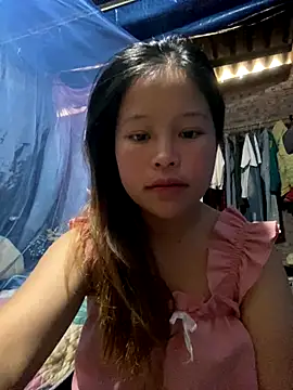 O o UwU o O online show from November 7, 2025, 4:17 am