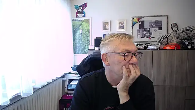 Snapshot of randyandy67 chatting on October 9, 2025, 10:38 am randyandy67 online show from October 9, 2025, 10:38 am