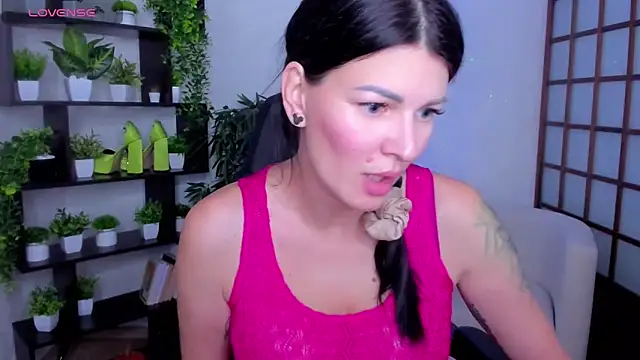 Snapshot of O1d_Lady chatting on October 10, 2025, 8:48 am O1d Lady online show from October 10, 2025, 8:48 am