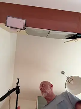 Snapshot of Pigna16PSRN chatting on March 6, 2026, 2:45 pm Pigna16PSRN online show from March 6, 2026, 2:45 pm