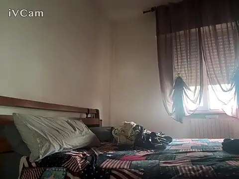 Snapshot of Pigna16PSRN chatting on April 15, 2026, 1:37 pm Pigna16PSRN online show from April 15, 2026, 1:37 pm