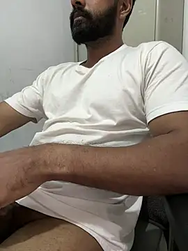 Vineeth3906 online show from July 3, 2026, 5:58 am