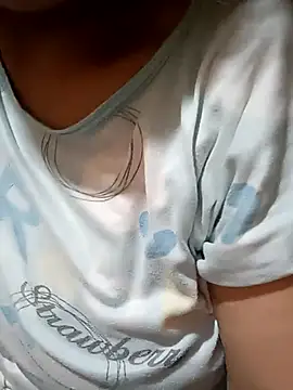 Snapshot of angel_ridhi chatting on October 5, 2025, 12:23 am angel ridhi online show from October 5, 2025, 12:23 am