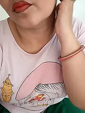 Snapshot of angel_ridhi chatting on September 26, 2025, 8:21 am angel ridhi online show from September 26, 2025, 8:21 am