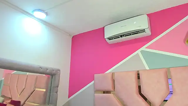 Cattaleyyaxxx online show from October 7, 2025, 11:44 am