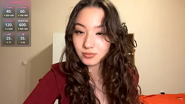 Sakuravice online show from October 12, 2025, 2:07 pm