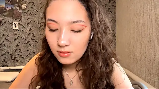 Sakuravice online show from September 13, 2025, 7:19 am