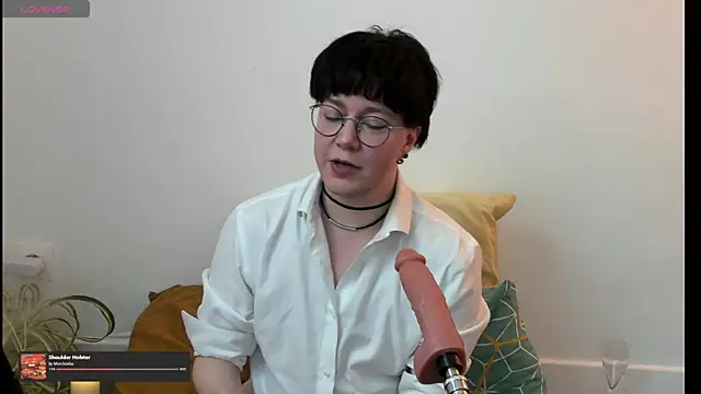 MossPrince online show from September 28, 2025, 2:02 pm