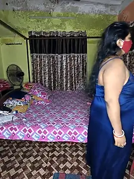 Smile-quien online show from November 30, 2025, 10:16 am