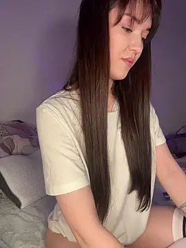 Veliora online show from March 15, 2026, 6:15 pm