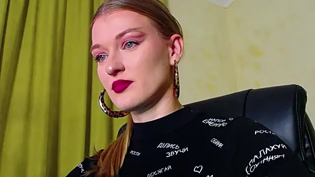 MysticVenus  online show from November 22, 2025, 2:05 pm