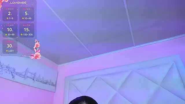 Miaa Smithh   online show from February 16, 2026, 11:20 am