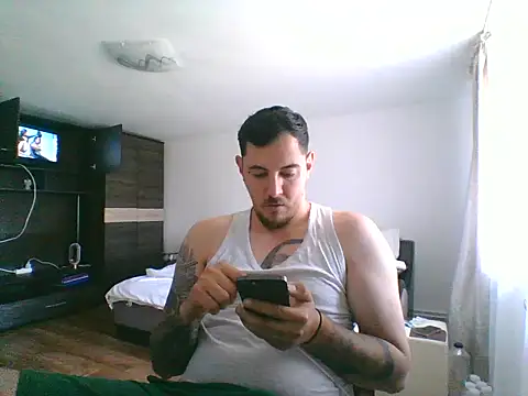 DaNNyeL016 online show from July 30, 2026, 8:57 am