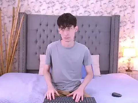 Luke Carter online show from September 25, 2025, 1:06 pm