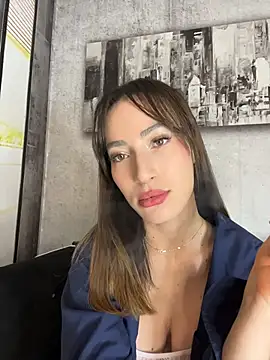 SweetieSinXXX online show from August 3, 2026, 2:12 pm