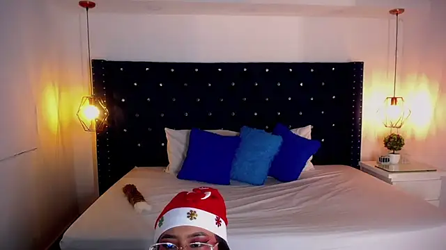 miss aris online show from December 18, 2025, 3:00 am